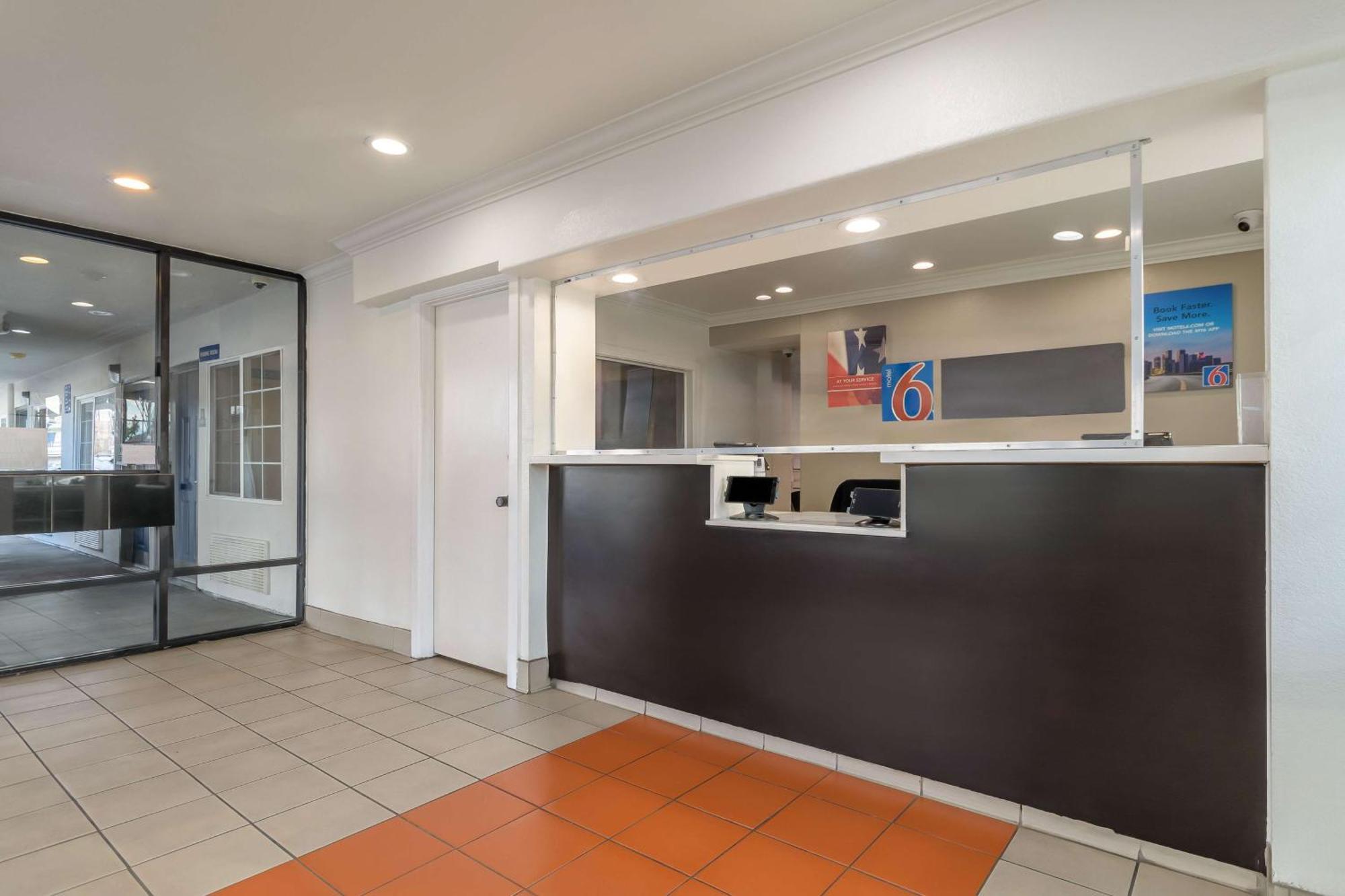 Motel 6-San Jose, Ca - Convention Center Esterno foto