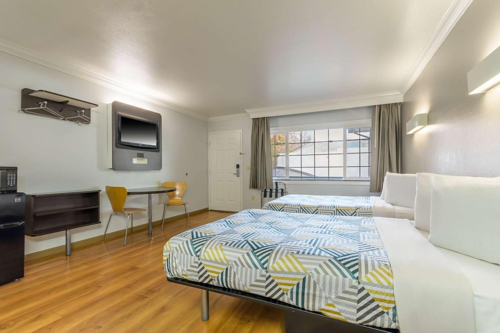 Motel 6-San Jose, Ca - Convention Center Esterno foto
